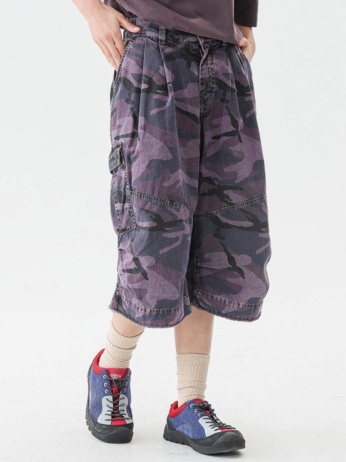 CampShell – Unisex-Camouflage-Shorts mit mehreren Taschen in lockerer Passform