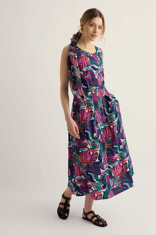 Belle ausgestelltes Midi-Kleid